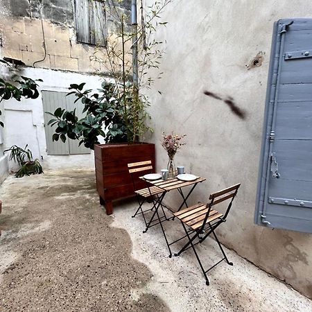 Duplex Centre Historique Arles Apartment Exterior photo